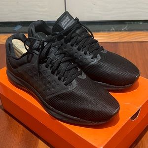 NIKE Downshifter 7 Running Shoes Triple Black Men’s Size: 12 #852459-001